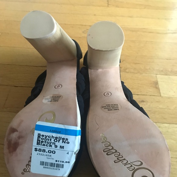 Seychelles Heels Never Worn - Picture 4 of 4